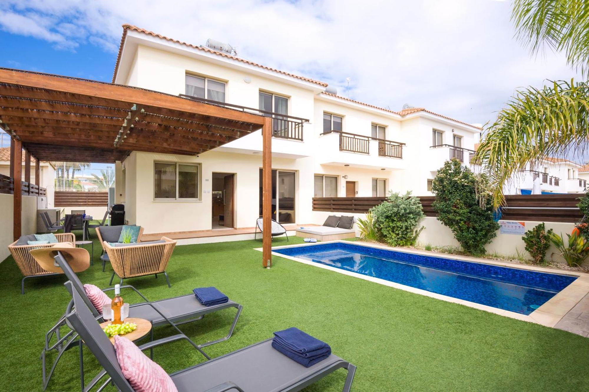 Villa Oasis Pernera エクステリア 写真