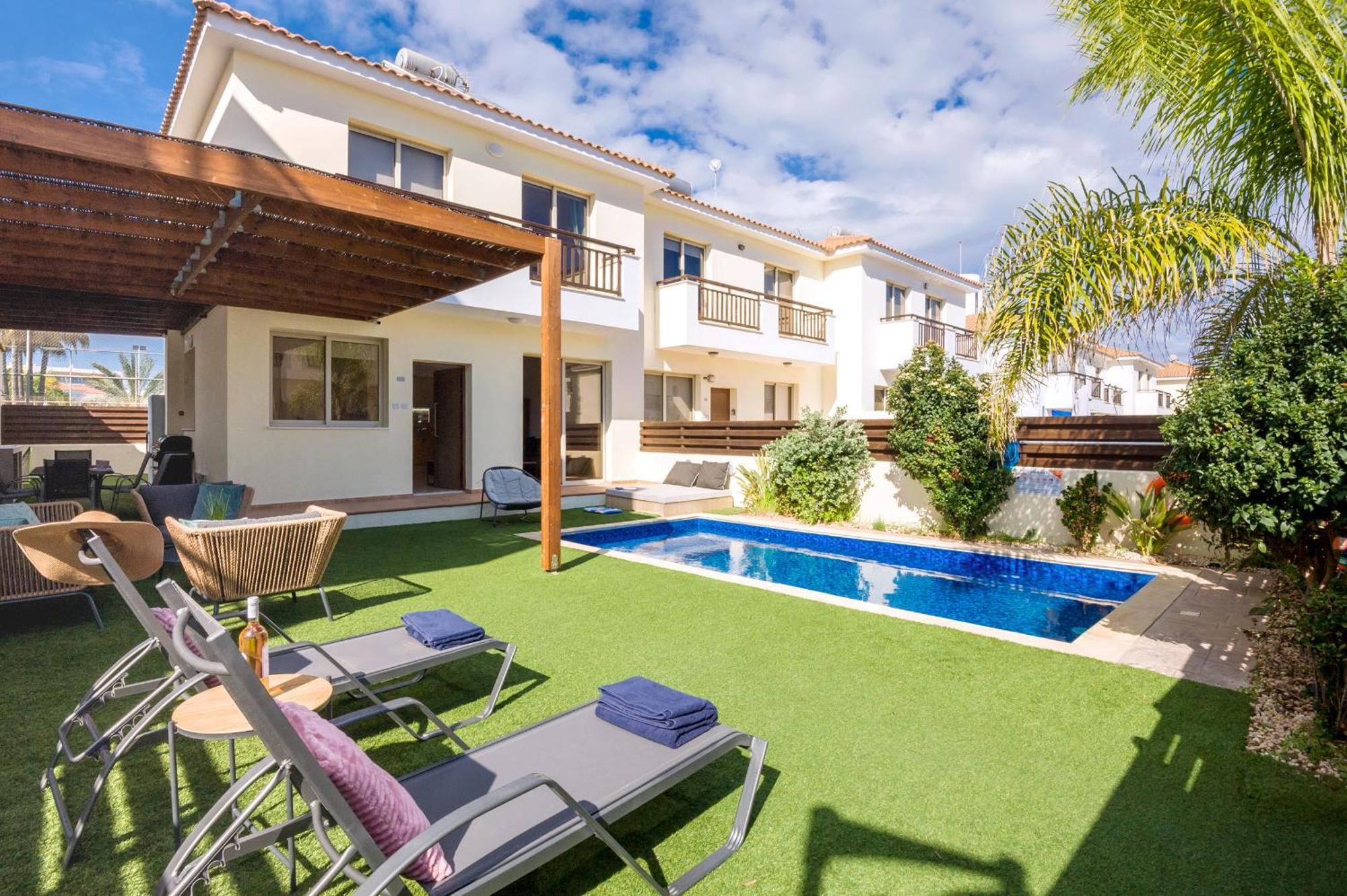 Villa Oasis Pernera エクステリア 写真