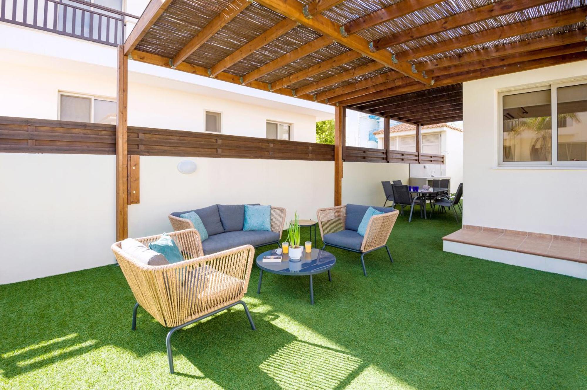 Villa Oasis Pernera エクステリア 写真